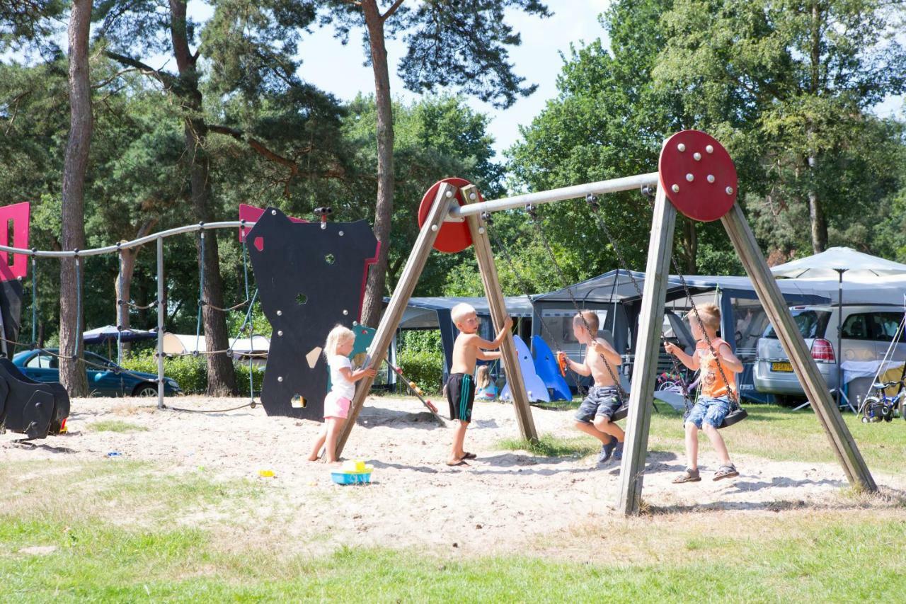 Lodge 4 personen camping de Molenhof Reutum Eksteriør bilde